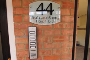 Photo 7- click for photo gallery